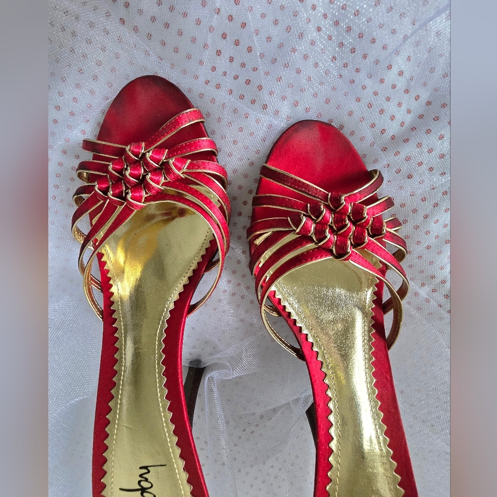 S O L D Sam & Libby Red/Gold Strappy Backless Heels w/Decorative Knots Size 9M - Picture 2 of 11